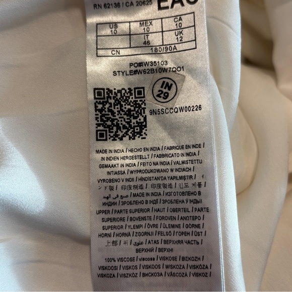 Guess Boho Festival Embroidered Apron Romper Woman’s Size 10 NWT - Picture 5 of 11